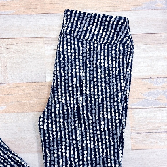 LISETTE Navy and white stretch skinny pants - Picture 5 of 8